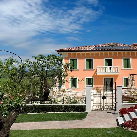 Bed & Breakfast Ai Capitelli Snc Di Fiumicetti Andrea